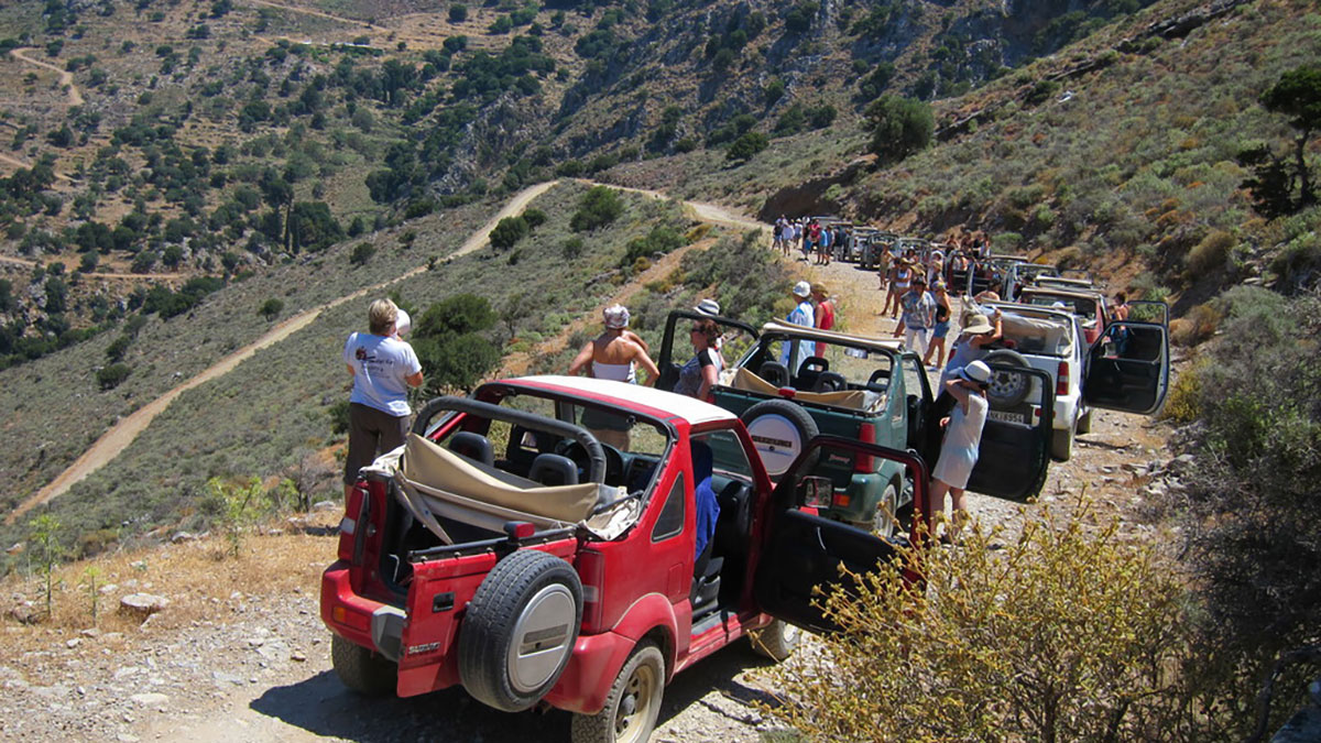 Self Driving Jeep Safari